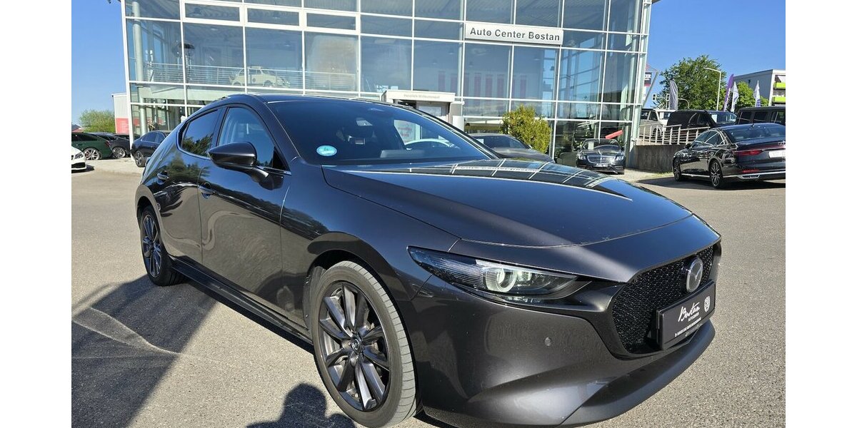 Mazda 3 EXCLUSIVE-LINE/HEAD-UP/BOSE/360°/NAVI/LED 41.985 km 23.900 &euro; Villingen-Schwenningen 78054