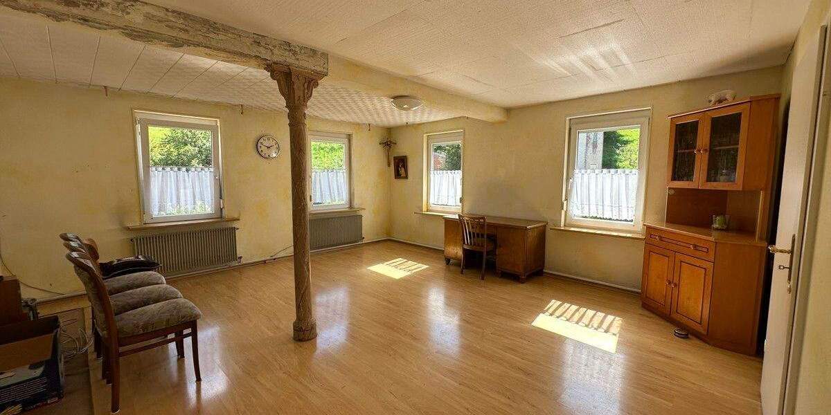 Mehrfamilienhaus, Wohnhaus Böttingen - 1 Zimmer, 230 m&sup2;, 310.000&euro; | Angebot:25683315