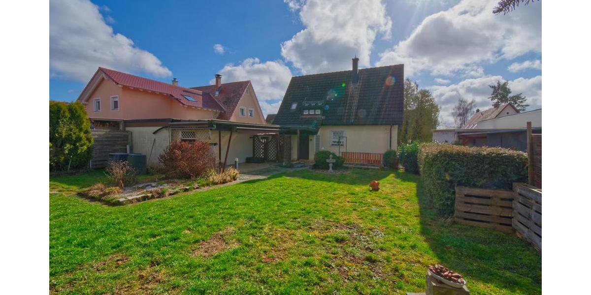 Wohnen im Grünen: Gepflegtes Siedlungshaus mit idyllischem Garten im beliebten Wohngebiet 