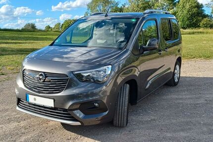 Opel Combo Life 105.000 km 14.900 &euro; Königsfeld 78126