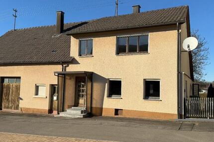 Haus Tuttlingen - 4 Zimmer, 118 m&sup2;, 240.000&euro; | Angebot:25097476