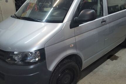 VW T5 andere 233.000 km 12.200 &euro; ROTTWEIL 78628