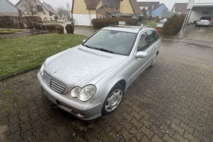 Mercedes-Benz 220 277.000 km 1.999 &euro; Bad Dürrheim 78073