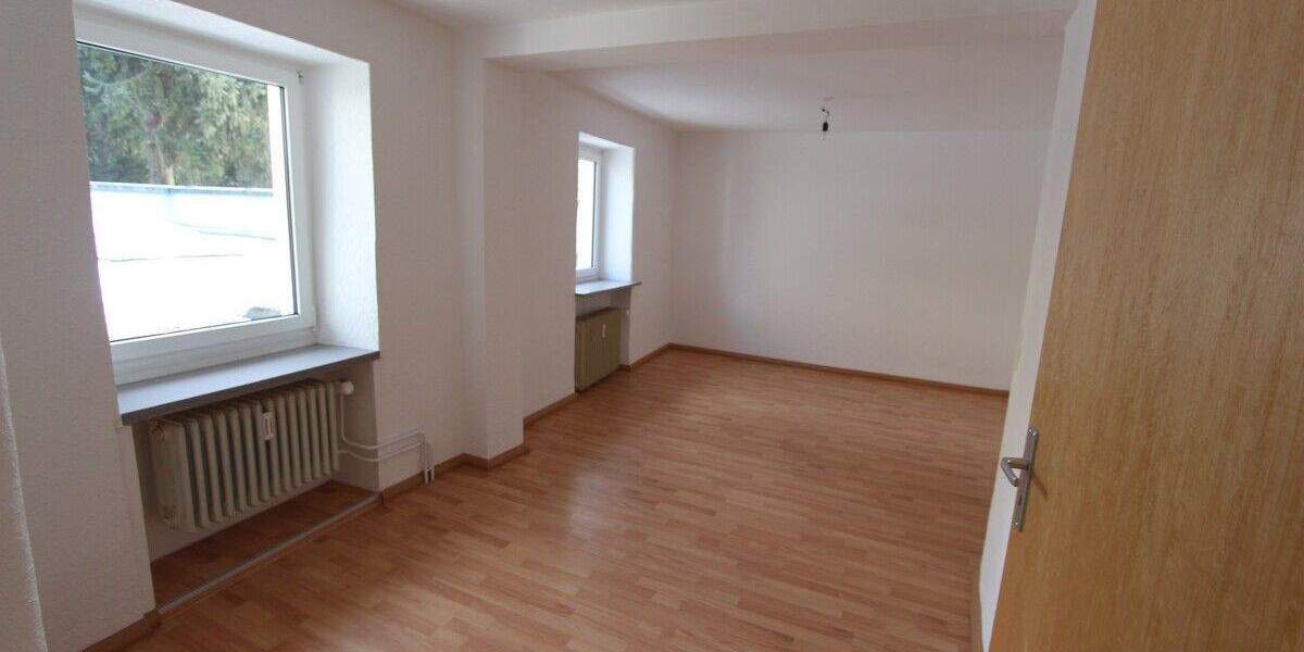 Etagenwohnung Donaueschingen - 3 Zimmer, 147 m&sup2;, 999&euro; | Angebot:25820847