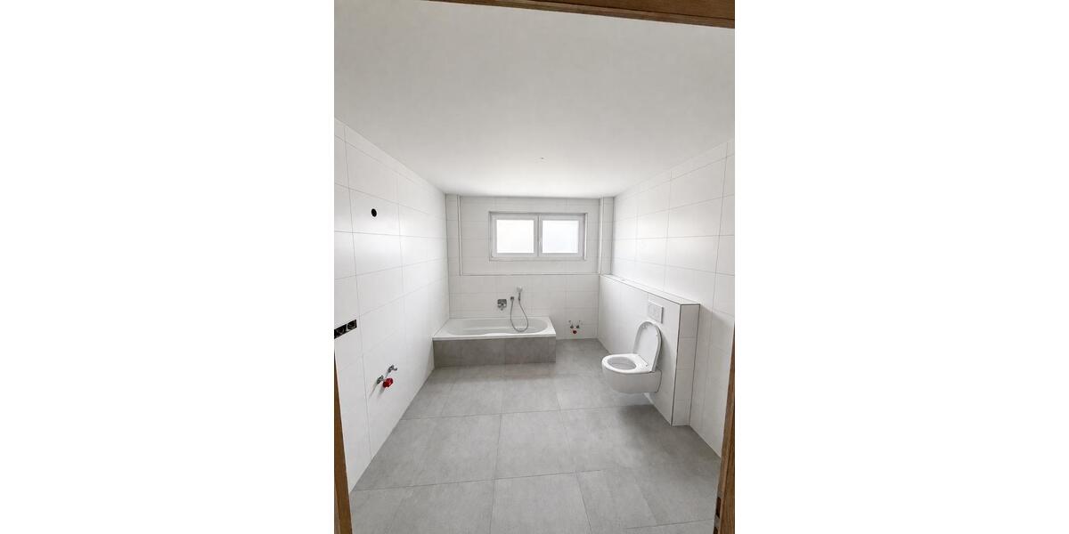 Etagenwohnung Dunningen - 4 Zimmer, 113 m&sup2;, 420.000&euro; | Angebot:27266566