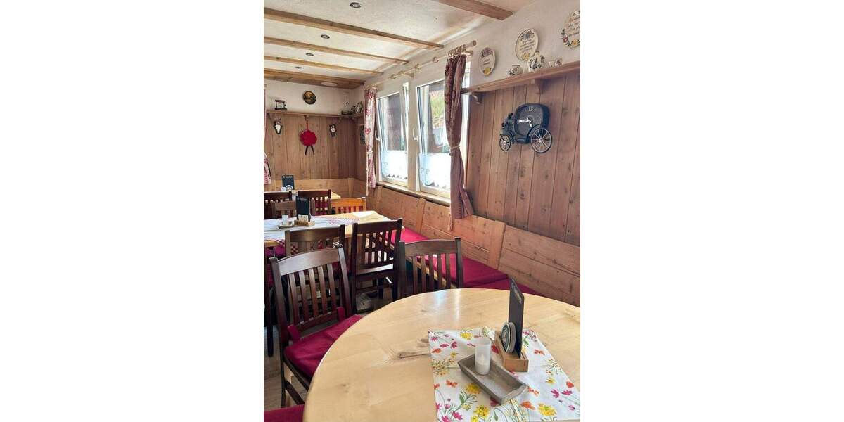 Einfamilienhaus Schenkenzell - 7 Zimmer, 260 m&sup2;, 1.300.000&euro; | Angebot:25682659