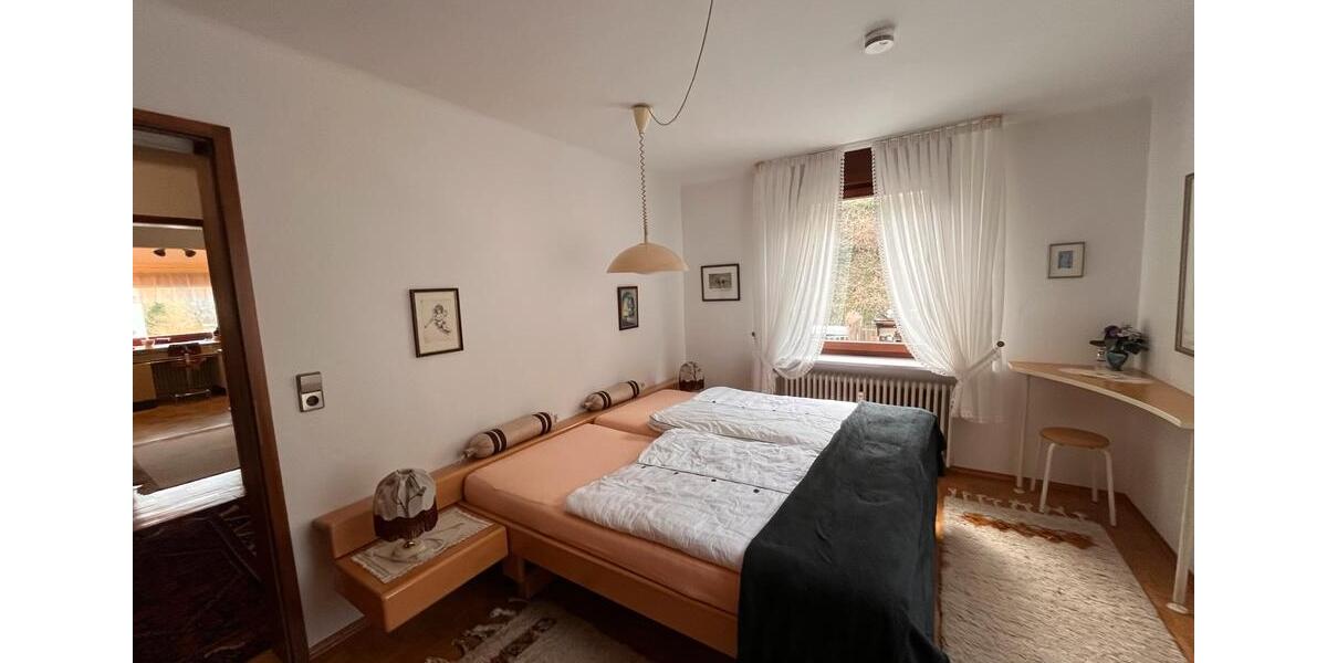 Etagenwohnung Hornberg - 3 Zimmer, 82 m&sup2;, 900&euro; | Angebot:25842296