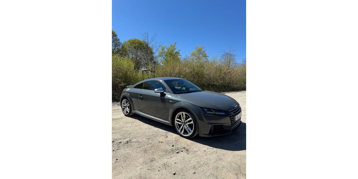 Audi TT 83.500 km 22.990 &euro; Rottweil 78628