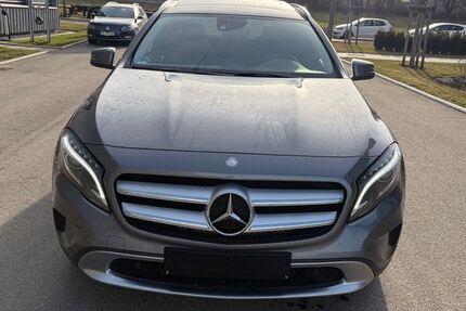 Mercedes-Benz GLA 220 210.000 km 12.999 &euro; Donaueschingen 78166