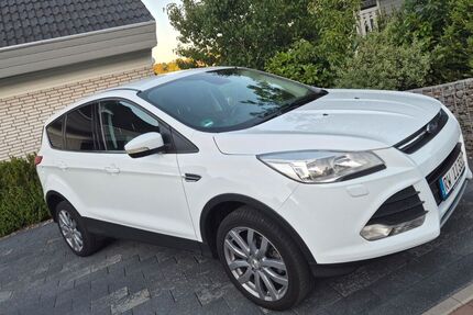 Ford Kuga 135.000 km 8.500 &euro; NIEDERESCHACH 78078