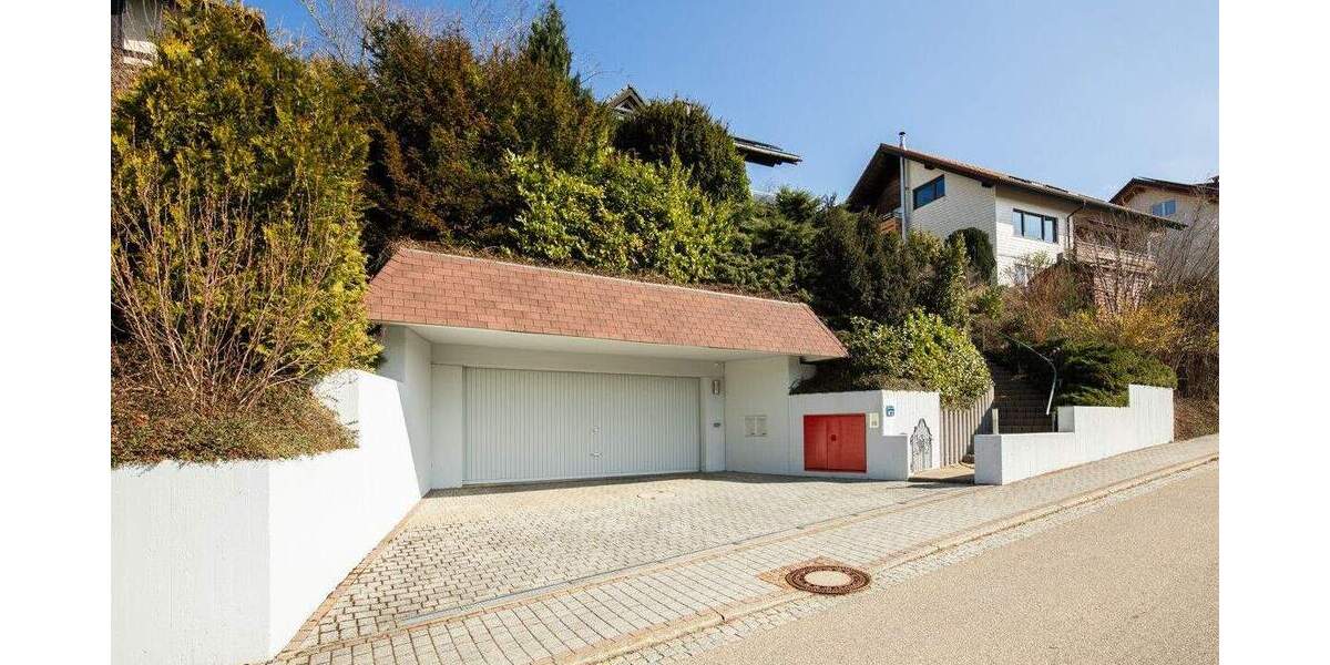 Einfamilienhaus Titisee-Neustadt Neustadt - 9 Zimmer, 230 m&sup2;, 795.000&euro; | Angebot:25835291