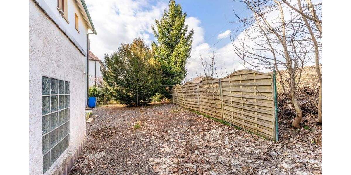 Mehrfamilienhaus, Wohnhaus Villingen-Schwenningen Villingen - 8 Zimmer, 162 m&sup2;, 369.000&euro; | Angebot:25698695