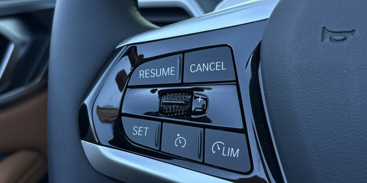 BMW 420i Cabrio 360°/MEMORY/LENKHZ/DAB/NAVI/1.HAND 3.721 km 49.900 &euro; Villingen-Schwenningen 78054