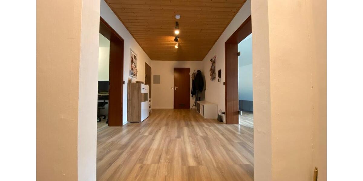Etagenwohnung Tuttlingen - 3 Zimmer, 105 m&sup2;, 360.000&euro; | Angebot:26582236