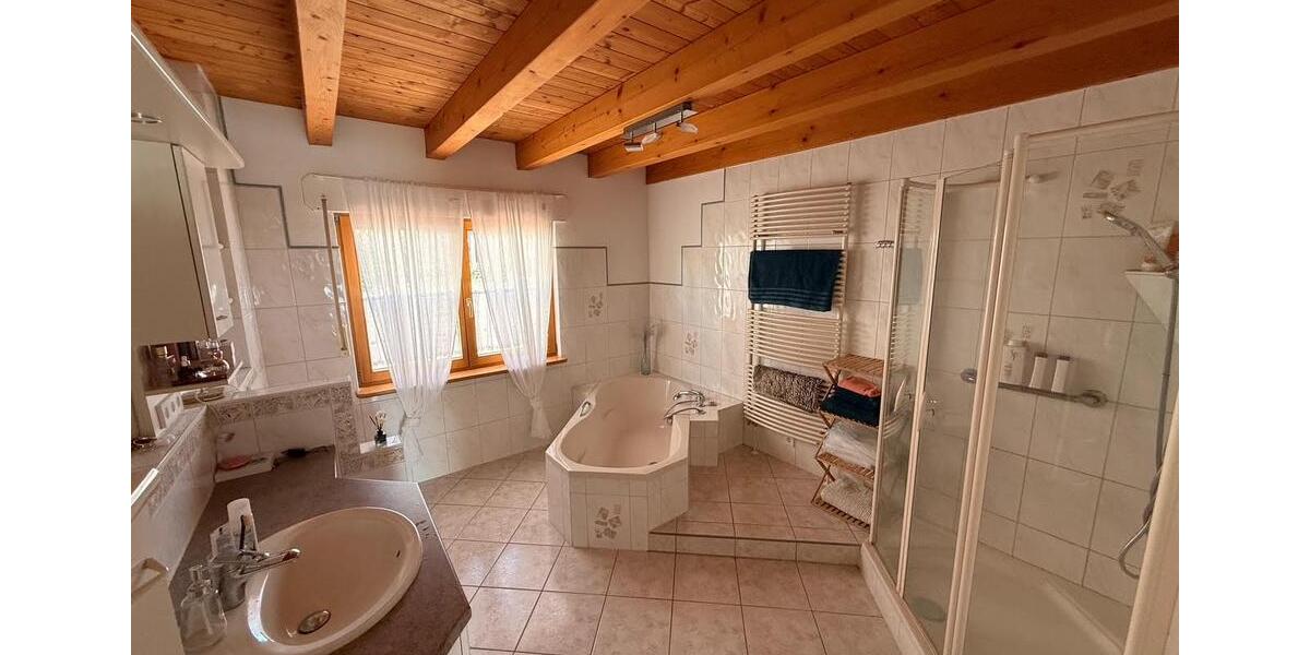 Erdgeschoßwohnung Niedereschach - 2 Zimmer, 118 m&sup2;, 1.250&euro; | Angebot:26161295