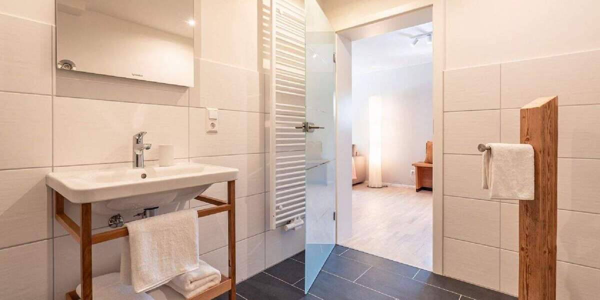 Etagenwohnung Titisee-Neustadt Titisee - 2 Zimmer, 43 m&sup2;, 199.500&euro; | Angebot:25726484