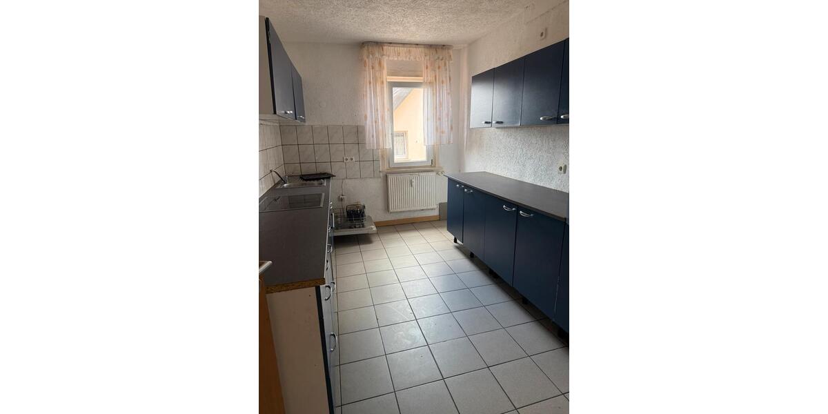 Etagenwohnung Villingen-Schwenningen Schwenningen - 6 Zimmer, 110 m&sup2;, 1.400&euro; | Angebot:26670356