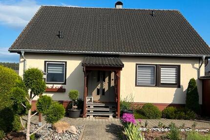 Haus Villingen-Schwenningen Schwenningen - 4.5 Zimmer, 160 m&sup2;, 359.000&euro; | Angebot:25214655