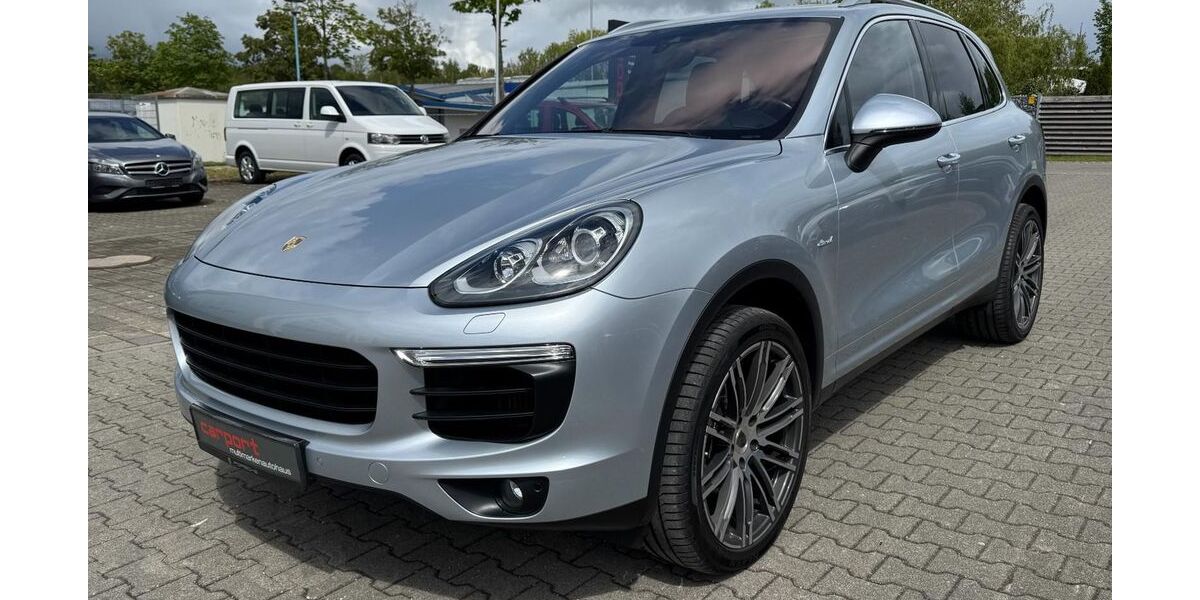 Porsche Cayenne 148.500 km 27.890 &euro; Bad Dürrheim 78073
