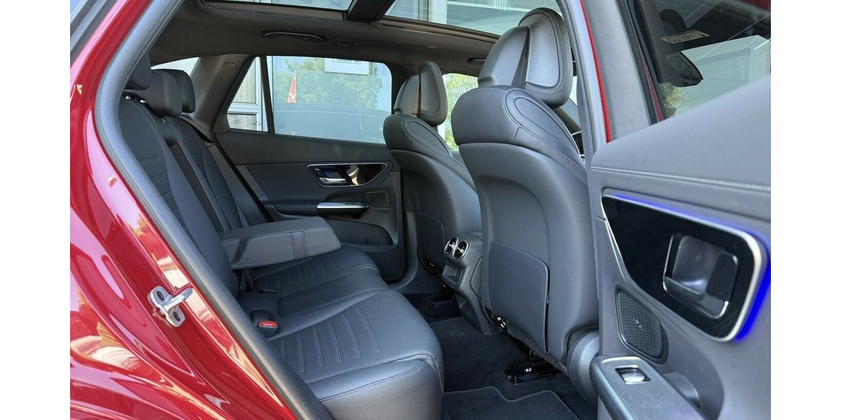 Mercedes-Benz GLC 300 d AMG/PANORAMA/4-MATIC/NAVI/MBUX/1.HAND 39.620 km 52.900 &euro; Villingen-Schwenningen 78054