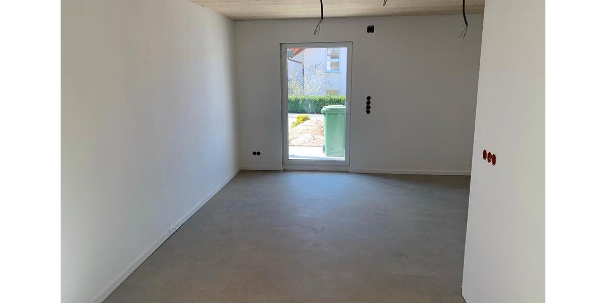 Erdgeschoßwohnung Blumberg - 1 Zimmer, 42 m&sup2;, 480&euro; | Angebot:25838321