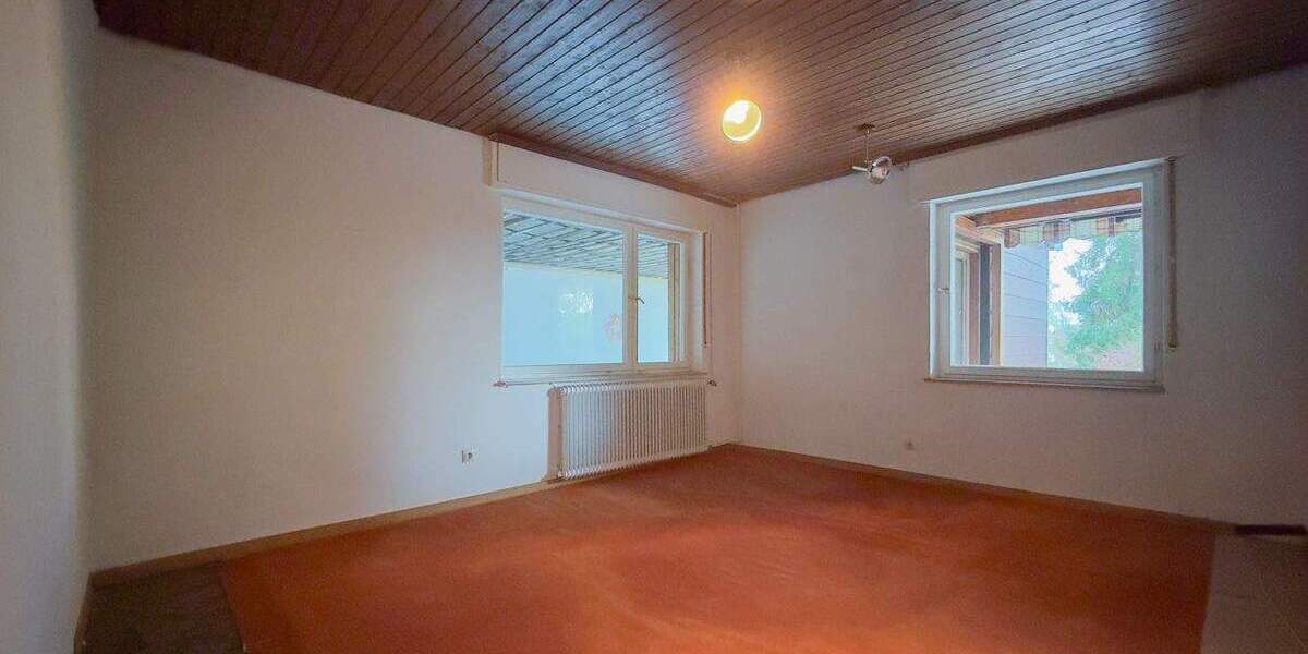 Einfamilienhaus Villingen-Schwenningen Weigheim - 6 Zimmer, 216 m&sup2;, 355.000&euro; | Angebot:25744848