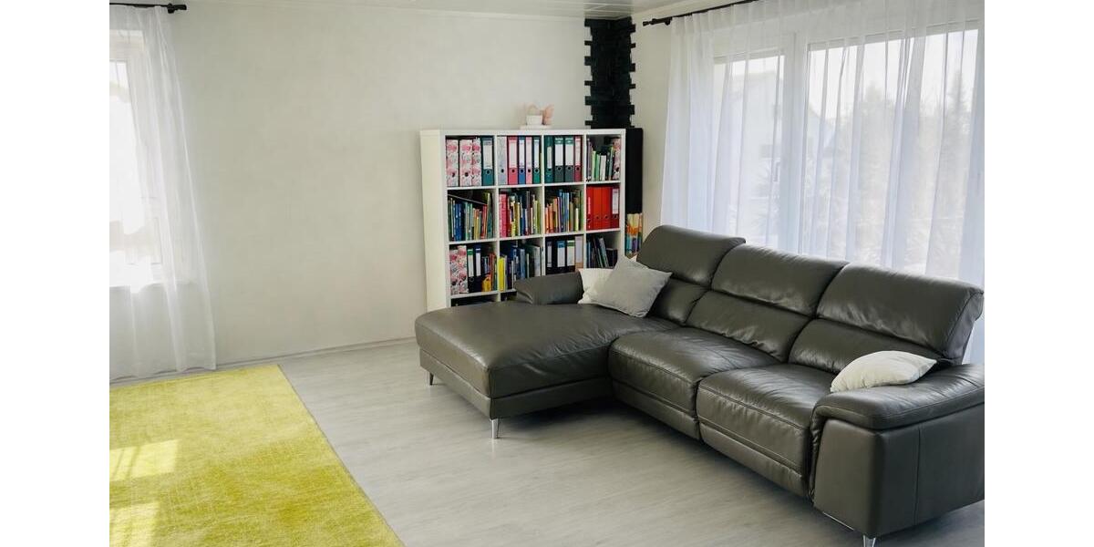 Etagenwohnung Villingen-Schwenningen Schwenningen - 3.5 Zimmer, 86 m&sup2;, 219.000&euro; | Angebot:25611743