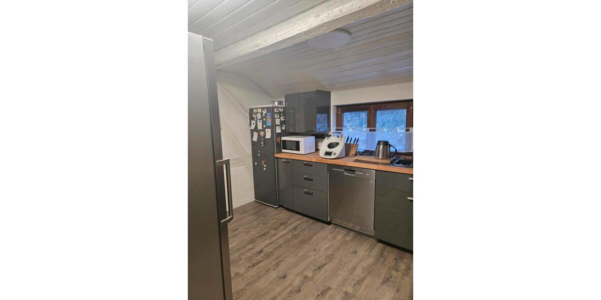 Dachgeschoßwohnung Oberndorf am Neckar - 4.5 Zimmer, 101 m&sup2;, 88.000&euro; | Angebot:27230214