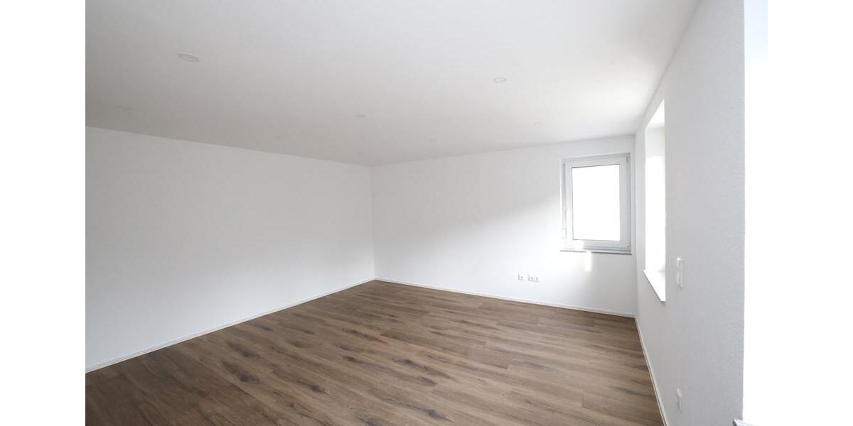 Etagenwohnung Tuttlingen - 3 Zimmer, 90 m&sup2;, 950&euro; | Angebot:25856651