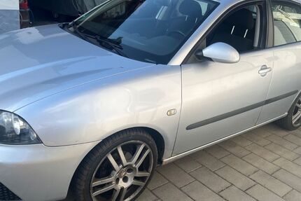 Seat Ibiza 228.500 km 999 &euro; Deißlingen 78652