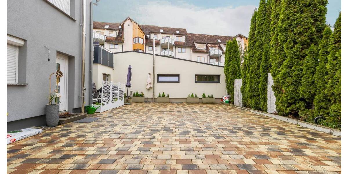 Mehrfamilienhaus, Wohnhaus Villingen-Schwenningen Schwenningen - 4 Zimmer, 165 m&sup2;, 469.000&euro; | Angebot:25701044