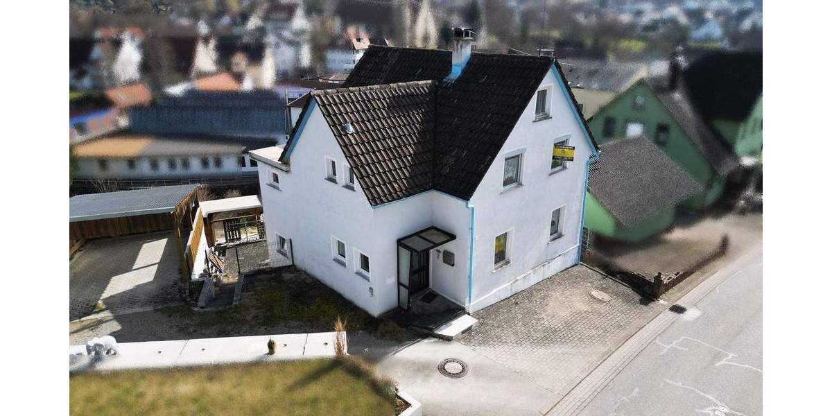 Einfamilienhaus Rottweil Göllsdorf - 6 Zimmer, 100 m&sup2;, 185.000&euro; | Angebot:25662398