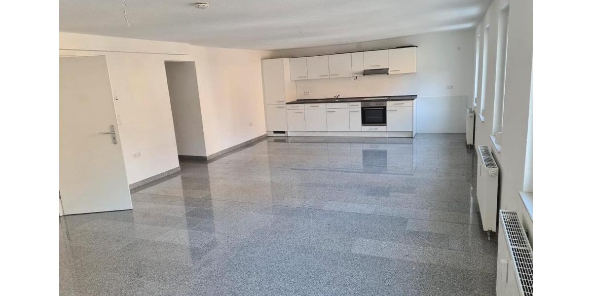 Etagenwohnung Tuttlingen - 2 Zimmer, 55 m&sup2;, 180.000&euro; | Angebot:25047733