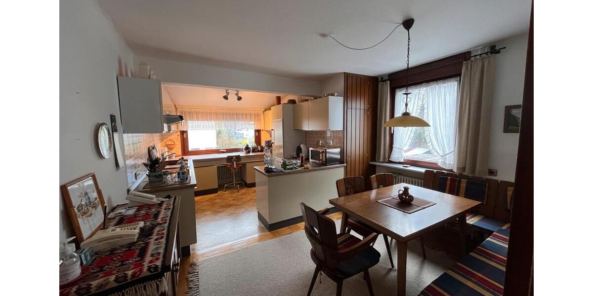 Etagenwohnung Hornberg - 3 Zimmer, 82 m&sup2;, 900&euro; | Angebot:25842296