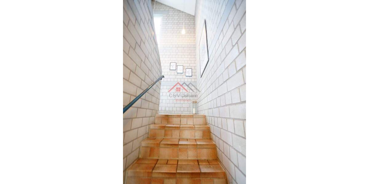 Einfamilienhaus Tuttlingen Möhringen - 8 Zimmer, 239 m&sup2;, 625.000&euro; | Angebot:25878548