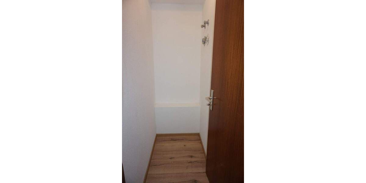 Etagenwohnung Schramberg - 2 Zimmer, 95 m&sup2;, 160.000&euro; | Angebot:25707911