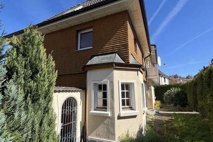 Haus Titisee-Neustadt Neustadt - 7 Zimmer, 178 m&sup2;, 320.000&euro; | Angebot:26670571