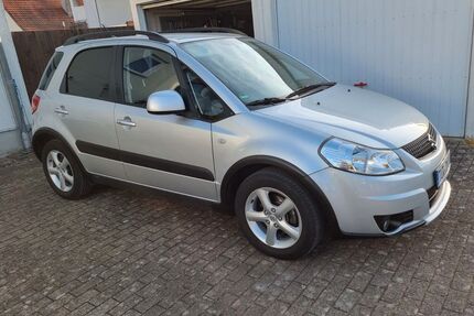 Suzuki SX4 137.000 km 4.500 &euro; Geisingen 78187