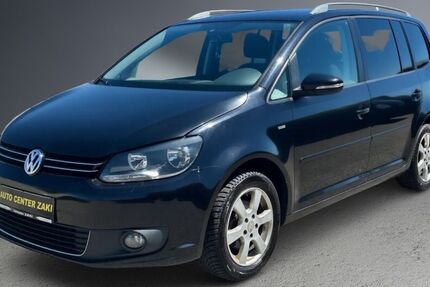 VW Touran 260.526 km 5.950 &euro; Tuttlingen 78532