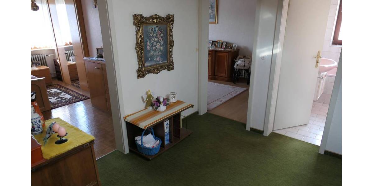 Doppelhaushälfte Gosheim - 7 Zimmer, 141 m&sup2;, 229.000&euro; | Angebot:25670855