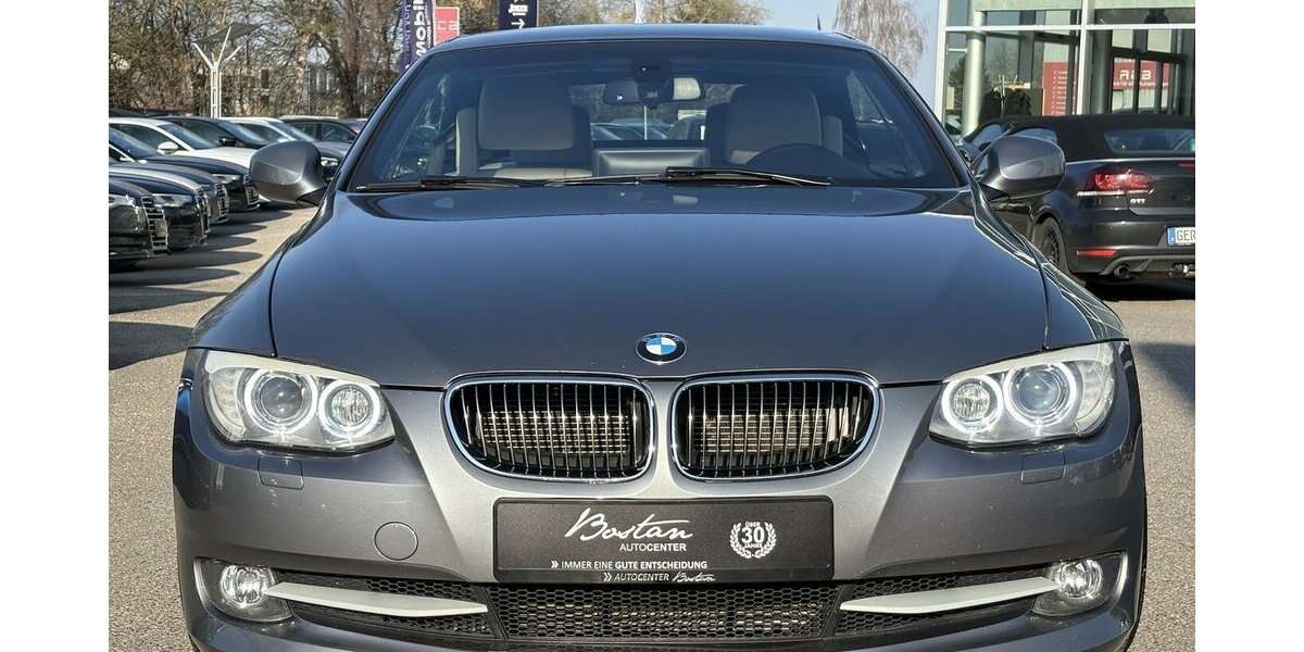 BMW 330d Cabrio HARMAN-KARDON/NAVI/CARPLAY/STANDHZ 152.513 km 16.900 &euro; Villingen-Schwenningen 78054