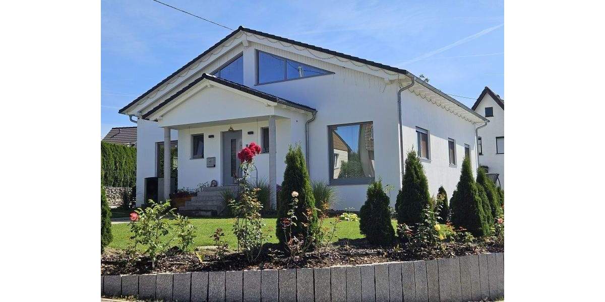 Mehrfamilienhaus, Wohnhaus Oberndorf a.N. Hochmössingen - 9 Zimmer, 283 m&sup2;, 699.000&euro; | Angebot:25778038