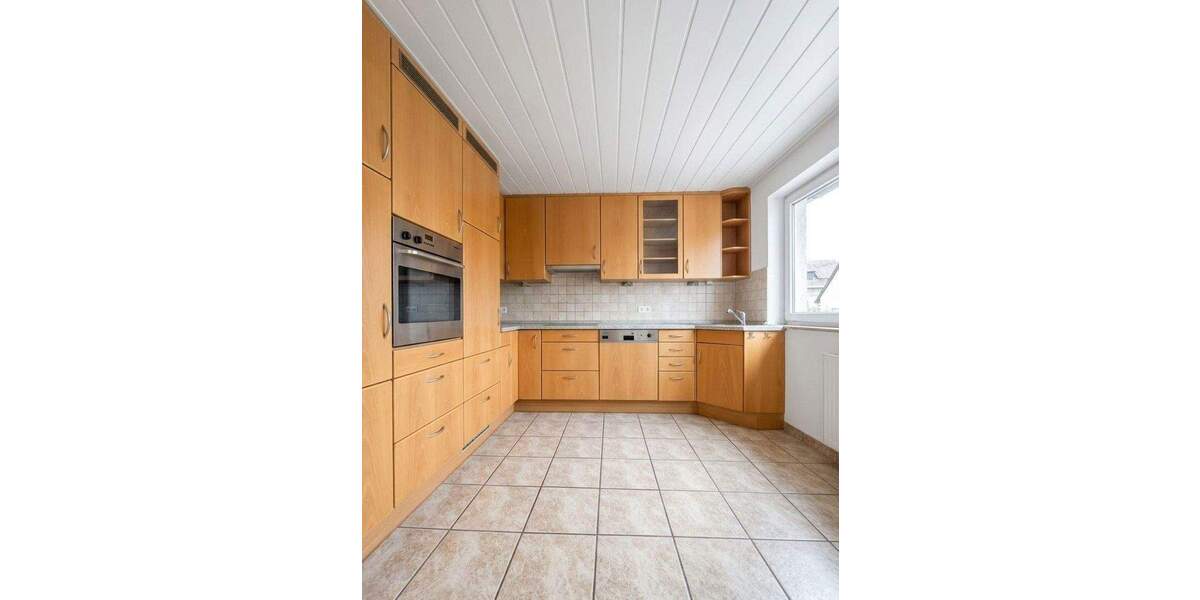 Mehrfamilienhaus, Wohnhaus Bad Dürrheim Hochemmingen - 8 Zimmer, 165 m&sup2;, 325.000&euro; | Angebot:25716322