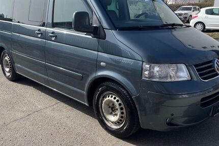 VW T5 Multivan 313.000 km 4.900 &euro; Villingen 78050