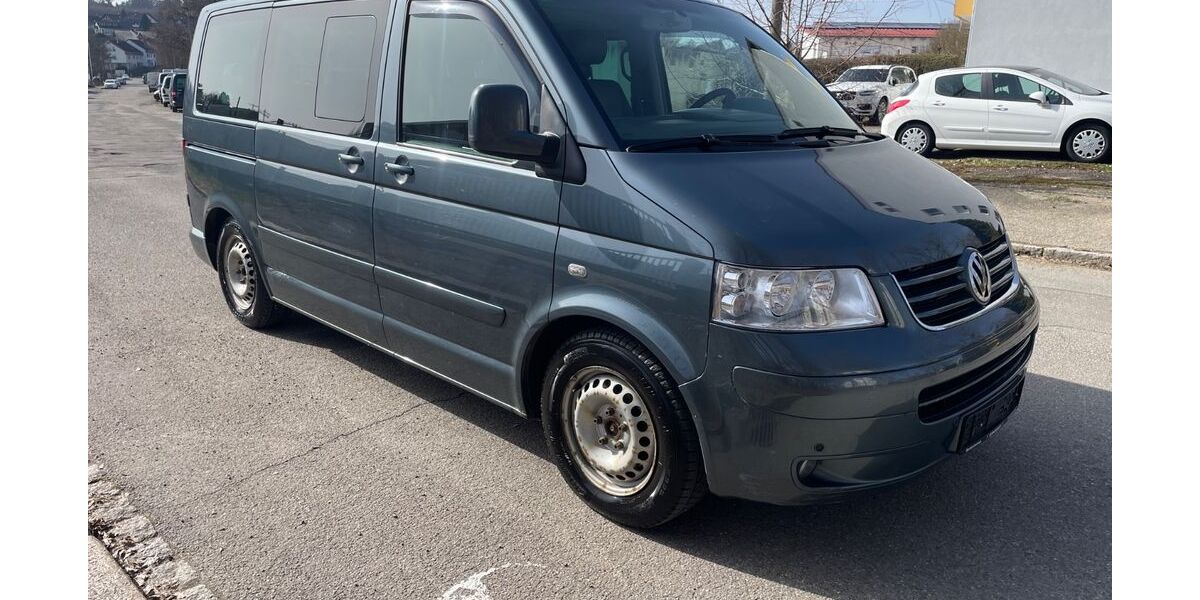VW T5 Multivan 313.000 km 4.900 &euro; Villingen 78050
