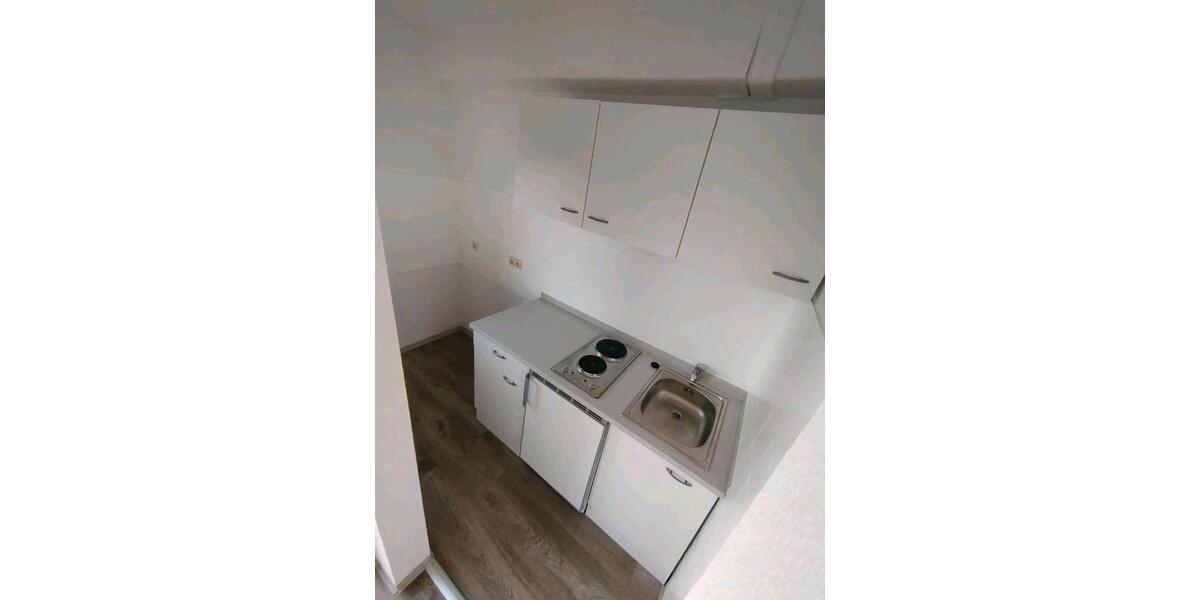 Dachgeschoßwohnung Villingen-Schwenningen Schwenningen - 1 Zimmer, 29 m&sup2;, 590&euro; | Angebot:26562333