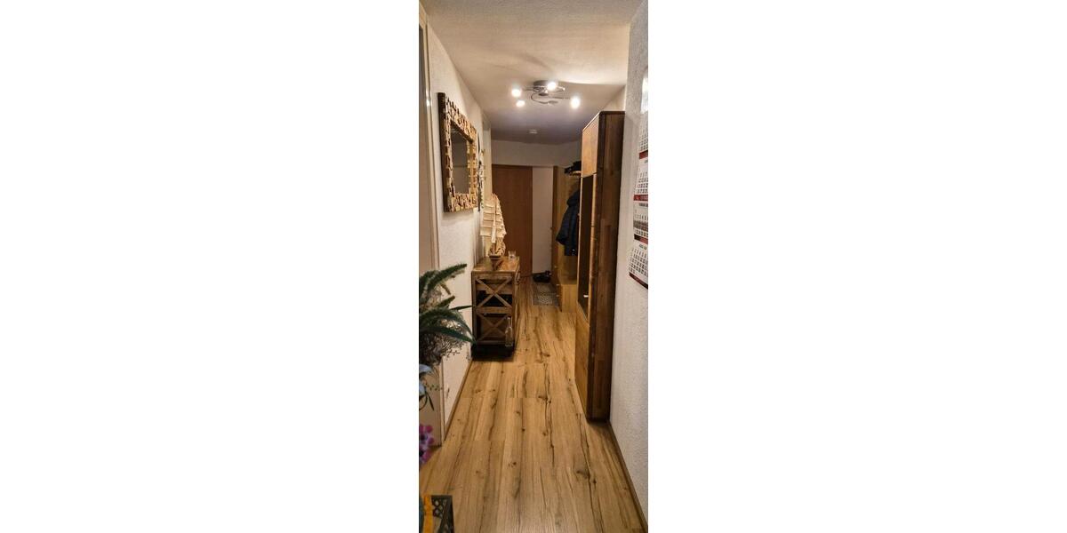 Etagenwohnung Tuttlingen - 3 Zimmer, 72 m&sup2;, 195.000&euro; | Angebot:26918804