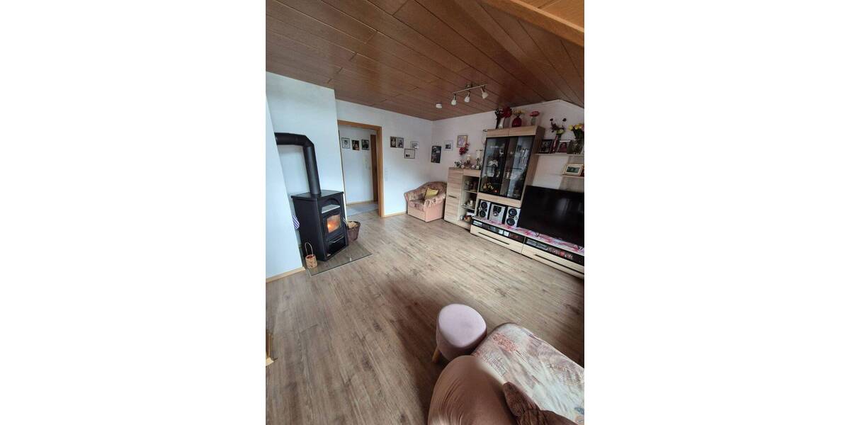 Mehrfamilienhaus, Wohnhaus Titisee-Neustadt Neustadt - 7 Zimmer, 193 m&sup2;, 575.000&euro; | Angebot:25796373