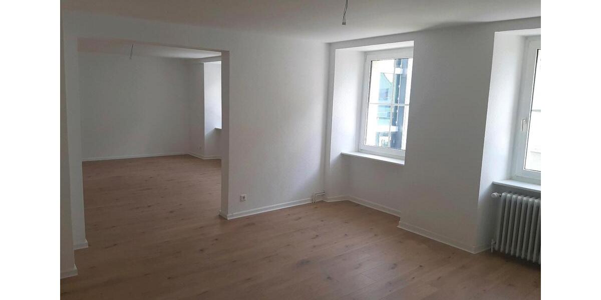 Etagenwohnung Sankt Georgen im Schwarzwald - 4 Zimmer, 128 m&sup2;, 1.000&euro; | Angebot:26587028