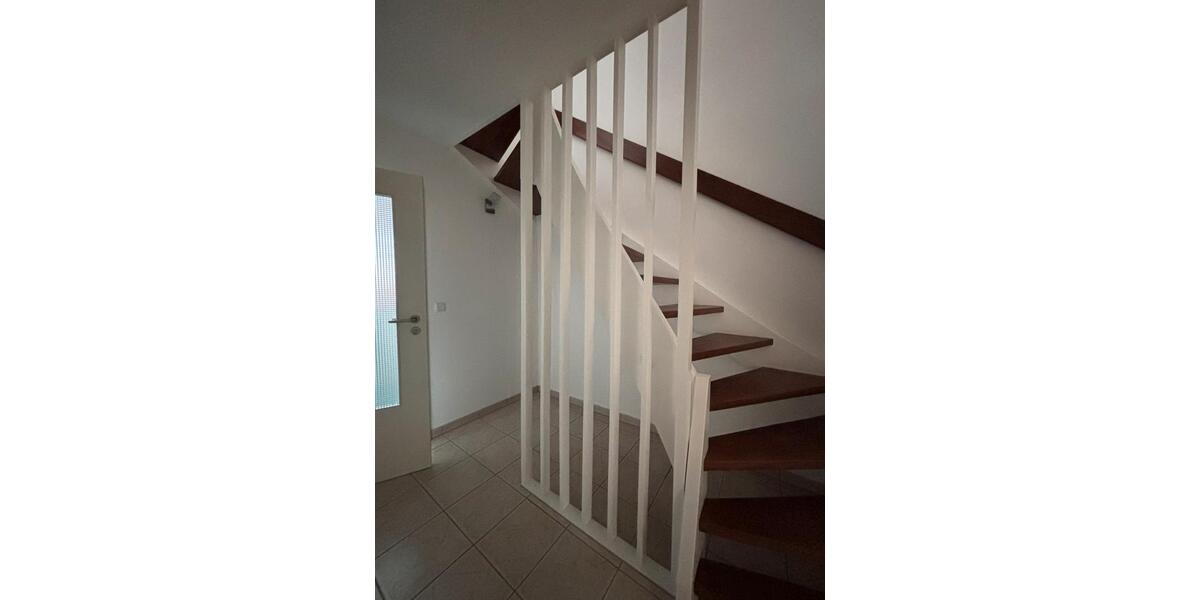 Maisonettenwohnung Trossingen - 3 Zimmer, 84 m&sup2;, 1.100&euro; | Angebot:25073992